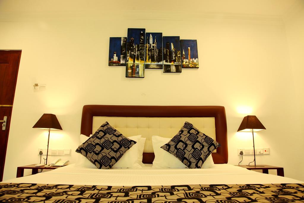 Oreeka - Katunayake Airport Transit Hotels Δωμάτιο φωτογραφία