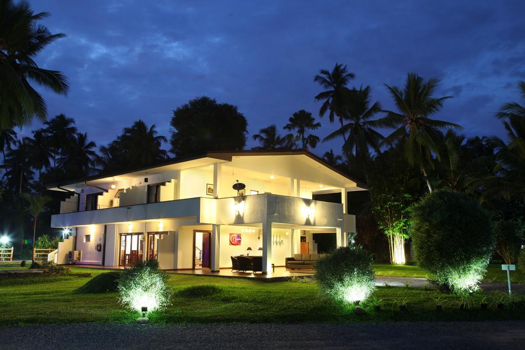 Oreeka - Katunayake Airport Transit Hotels Εξωτερικό φωτογραφία