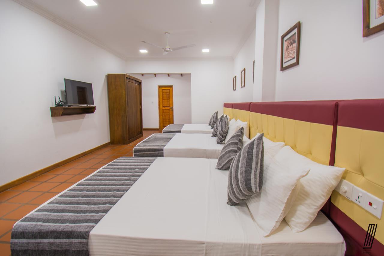 Oreeka - Katunayake Airport Transit Hotels Εξωτερικό φωτογραφία