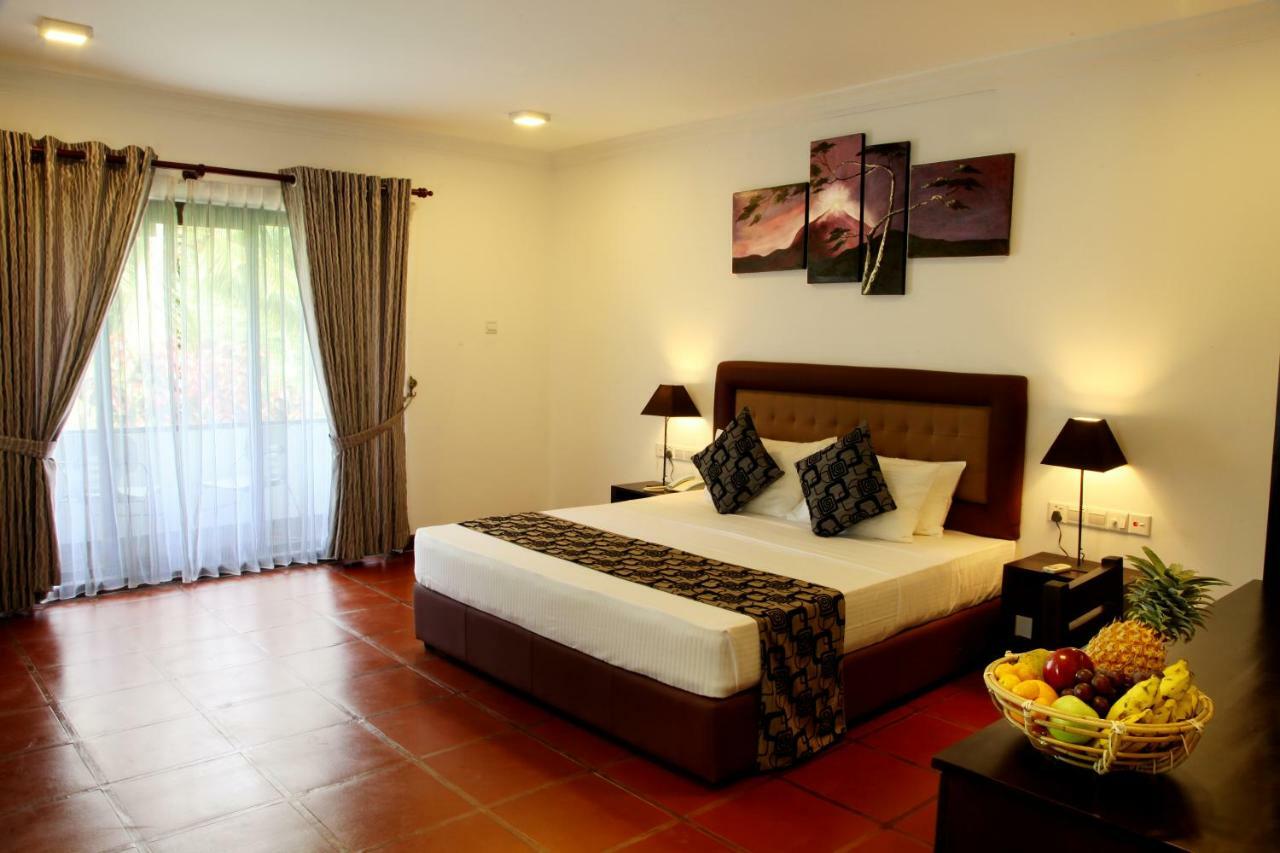 Oreeka - Katunayake Airport Transit Hotels Εξωτερικό φωτογραφία