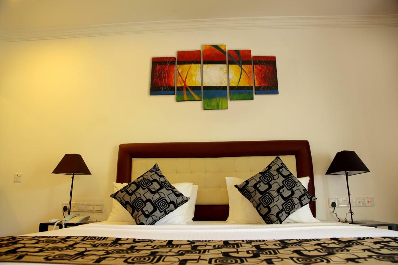 Oreeka - Katunayake Airport Transit Hotels Εξωτερικό φωτογραφία